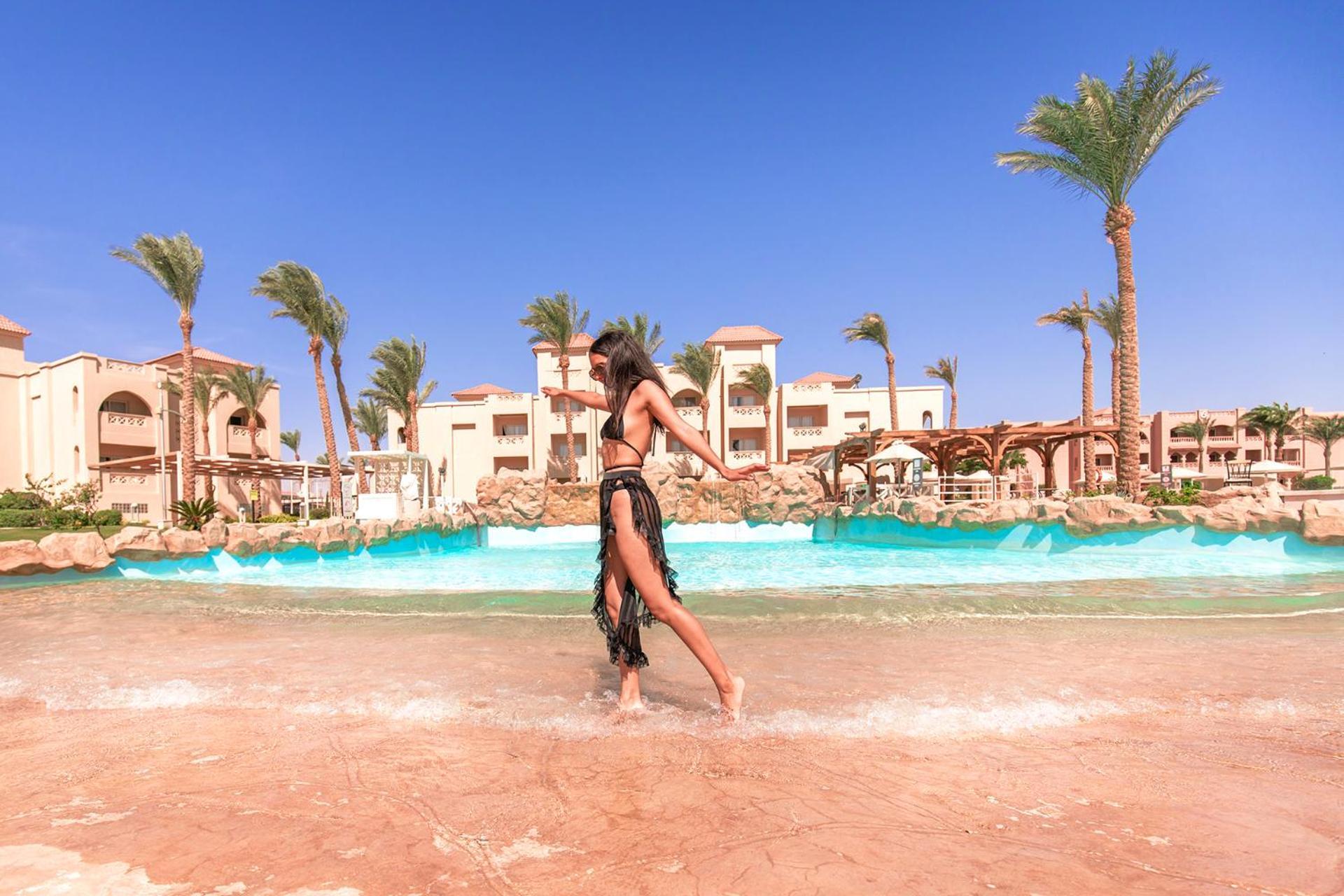 Pickalbatros Aqua Blu Resort - フルガダ エクステリア 写真